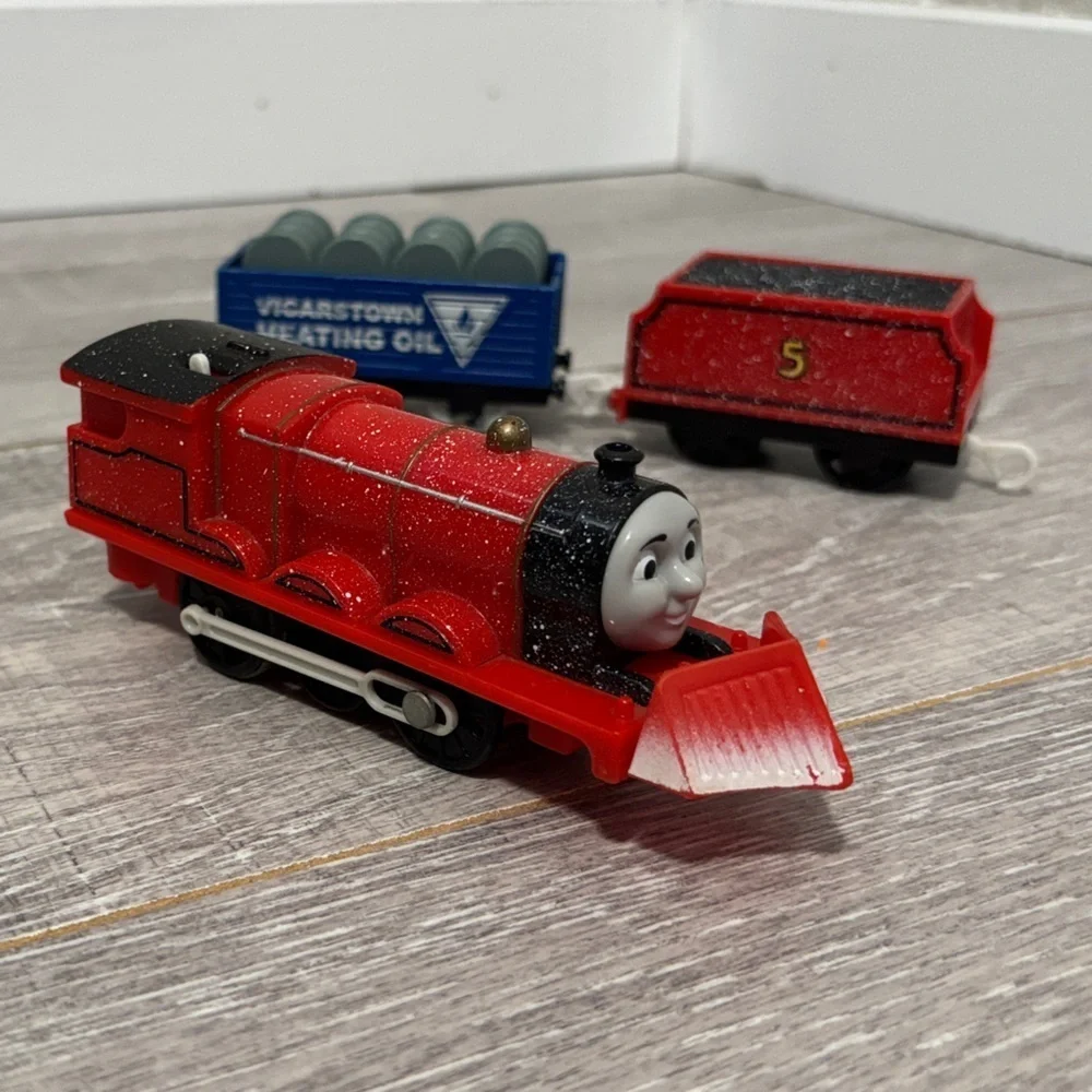 Snow Clearing James and Original Tenders - WORKS! Thomas & Friends